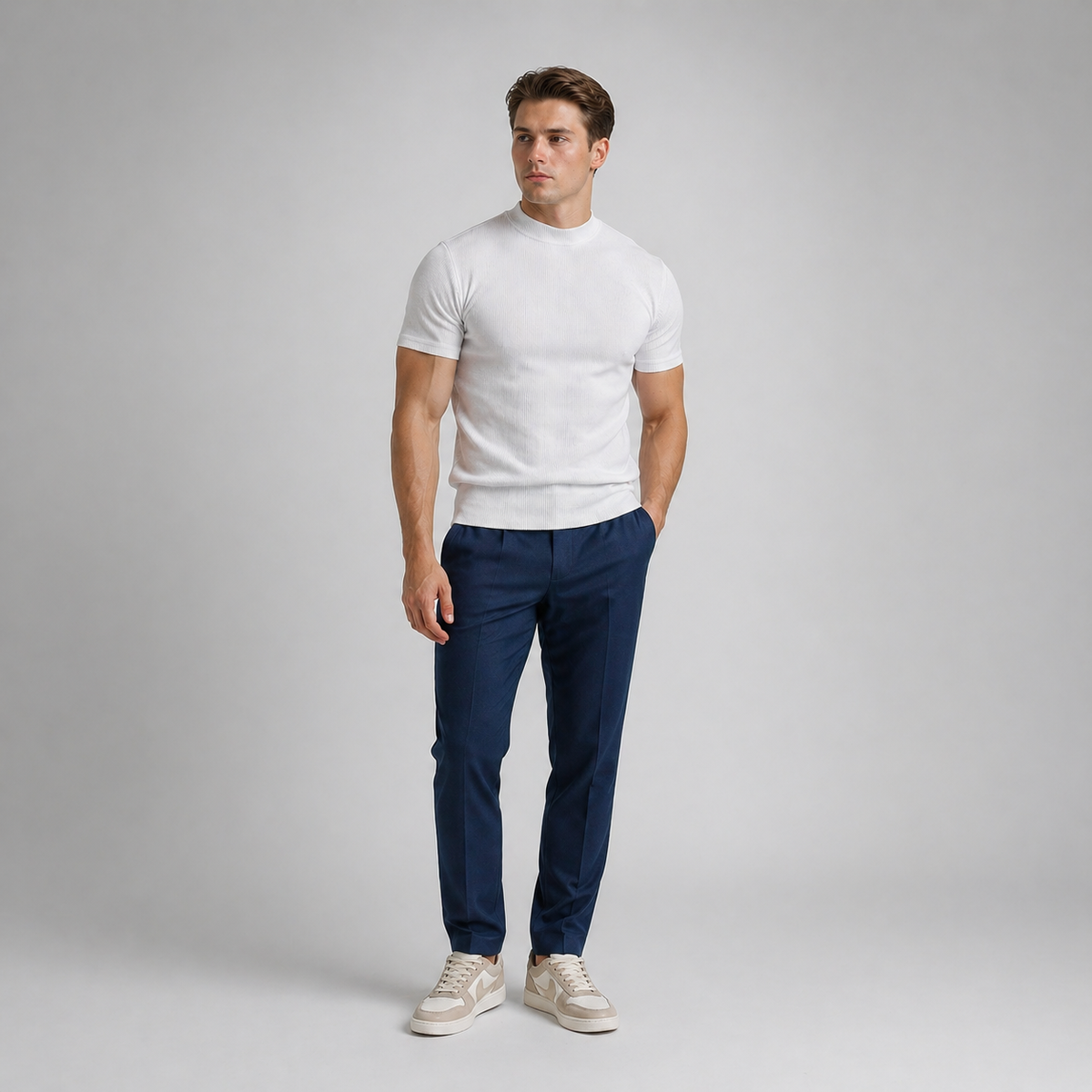 LEO Funnel Neck Essential Knit Tee
